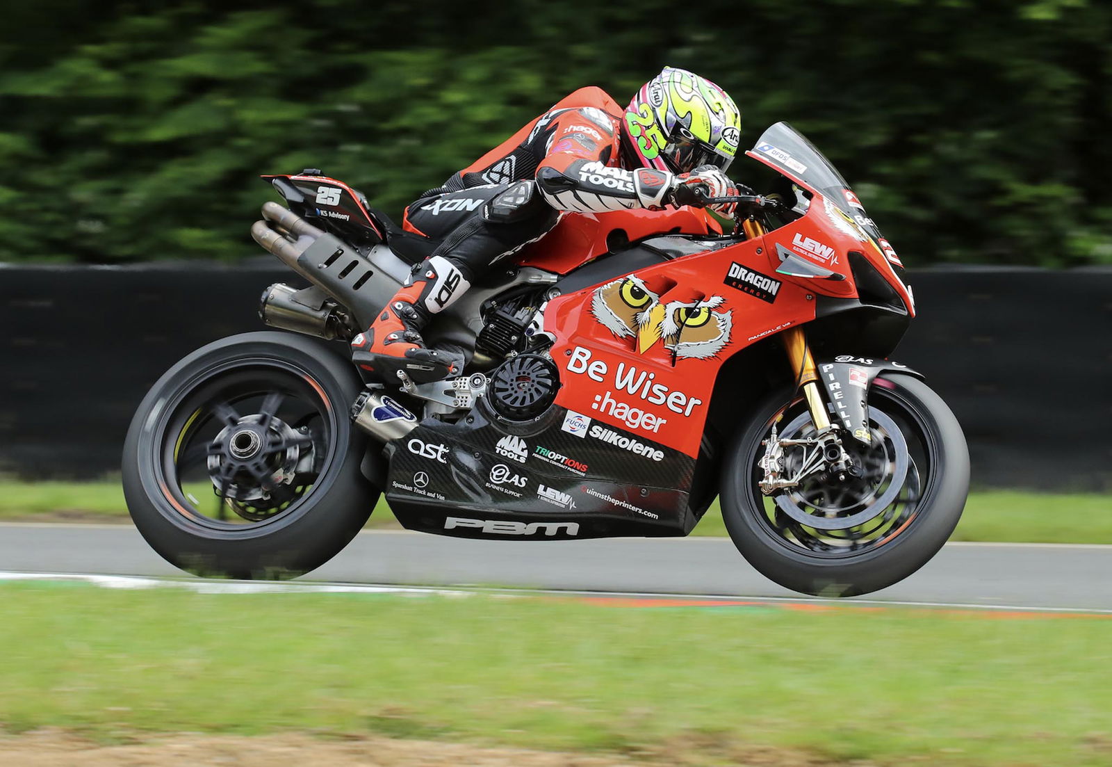 Brookes leads Redding in dry FP3